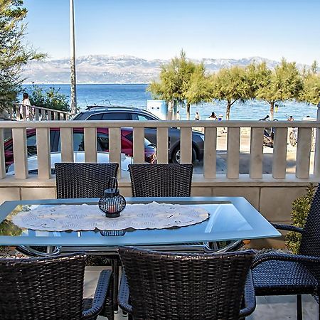 Apartment Brac Сутиван Екстериор снимка